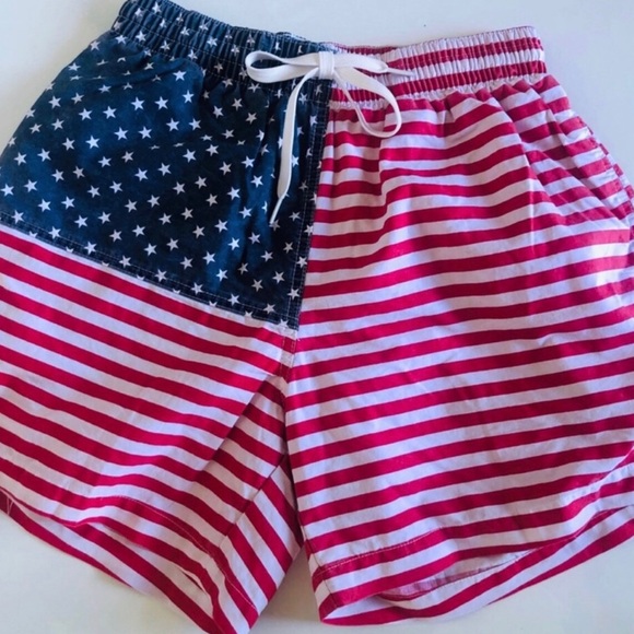 american flag swim trunks chubbies